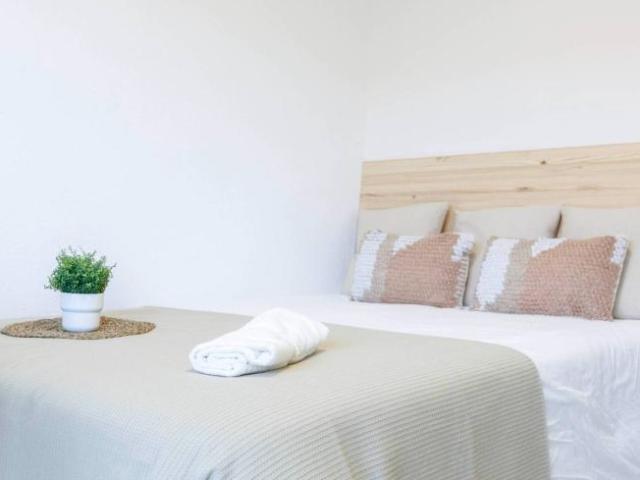 Shared Living/Roommate 5 Dormitorio Valencia Valencia ES103657668