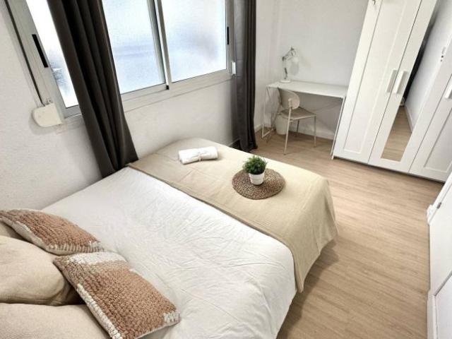 Shared Living/Roommate 5 Dormitorio Valencia Valencia ES103657676