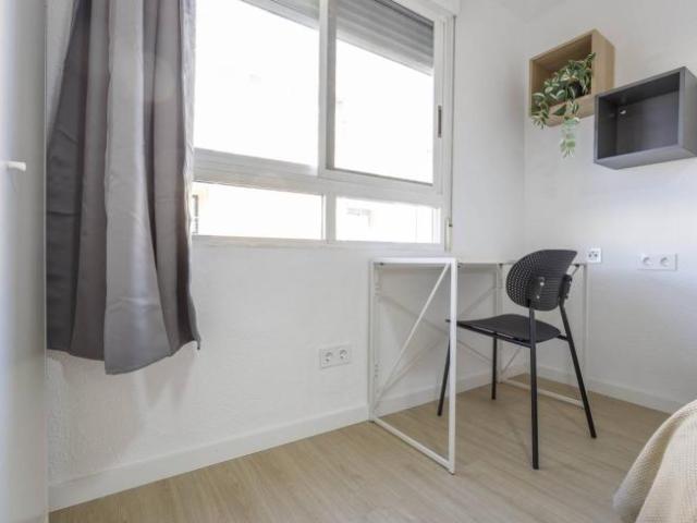 Shared Living/Roommate 5 Dormitorio Valencia Valencia ES103657672