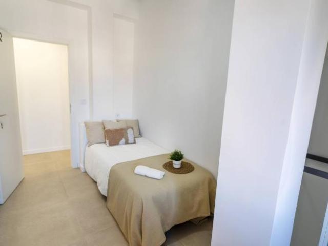 Shared Living/Roommate 5 Dormitorio Valencia Valencia ES103657724