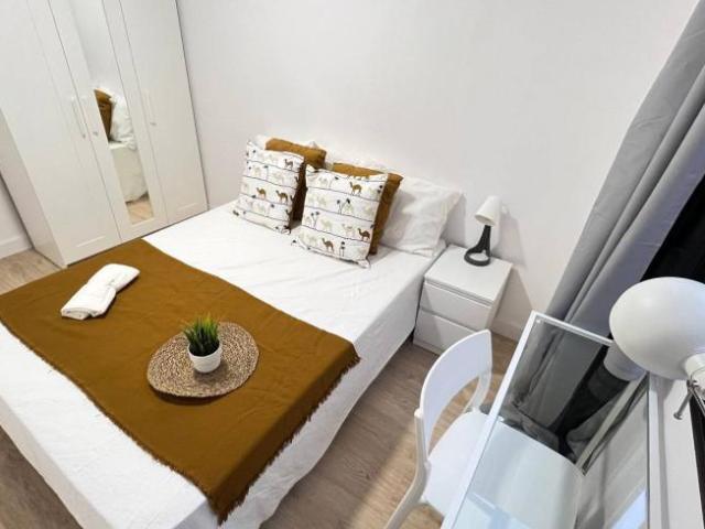 Shared Living/Roommate 5 Dormitorio Valencia Valencia ES103657877