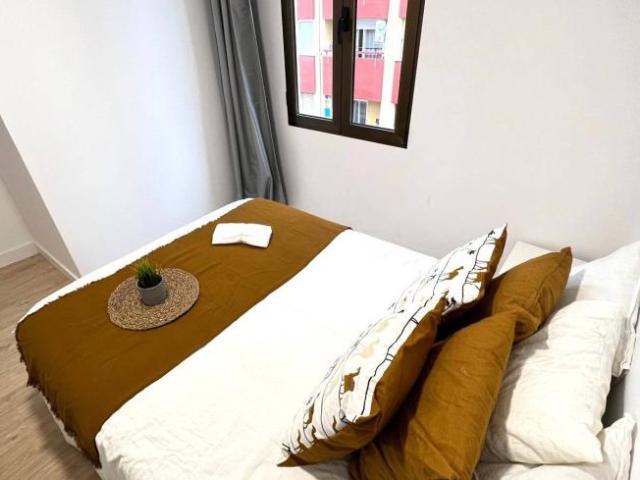 Shared Living/Roommate 5 Dormitorio Valencia Valencia ES103658294