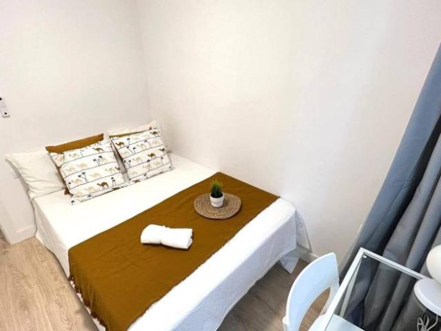 Shared Living/Roommate 5 Dormitorio Valencia Valencia ES103658301