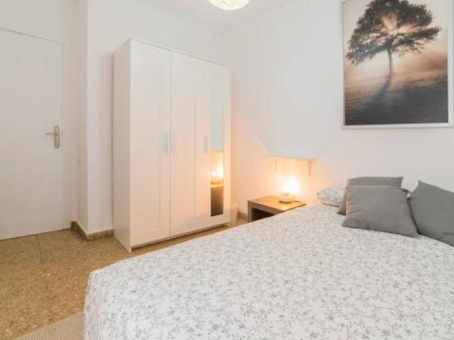 Shared Living/Roommate 5 Dormitorio Valencia Valencia ES65584281