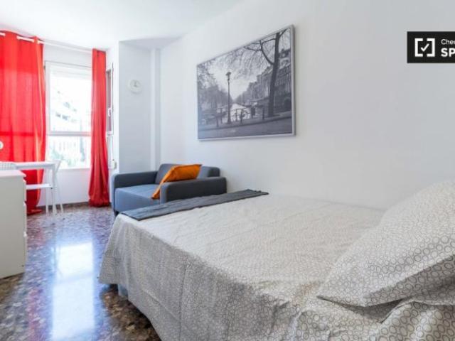 Shared Living/Roommate 5 Dormitorio Valencia Valencia ES91327930