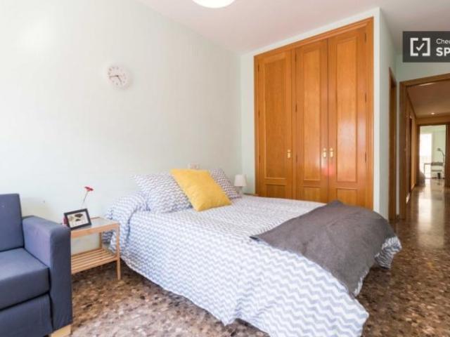Shared Living/Roommate 5 Dormitorio Valencia Valencia ES91327064