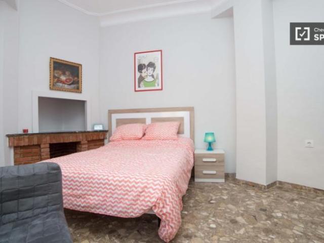 Shared Living/Roommate 5 Dormitorio Valencia Valencia ES91327076