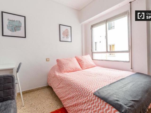 Shared Living/Roommate 5 Dormitorio Valencia Valencia ES93213376