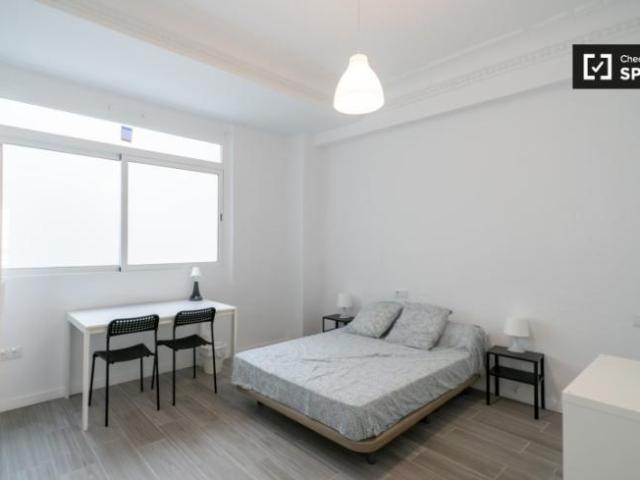 Shared Living/Roommate 5 Dormitorio Valencia Valencia ES94327136