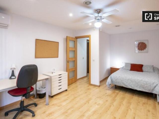 Shared Living/Roommate 5 Dormitorio Valencia Valencia ES99799225
