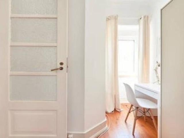 shared living/roommate 5 quarto, Lisbon Lisbon 1000 166 ELS86708771