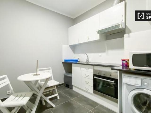 shared living/roommate 5 quarto, Lisbon Lisbon 1170 143 DLS54277633