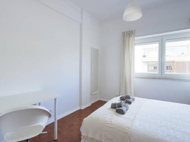 shared living/roommate 5 quarto, lisbon lisbon 2800 300 DLS101817415
