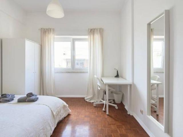 shared living/roommate 5 quarto, Lisbon Lisbon 2800 300 ELS80988323