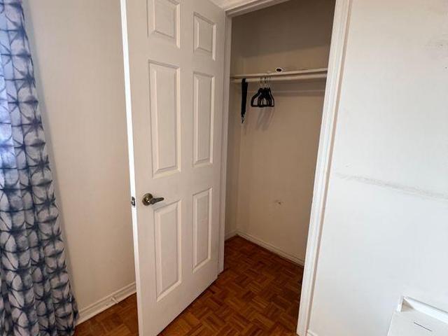 Shared Living/roommate 6 Bedroom For Rent Vaughan ON 1100 ELS97411614