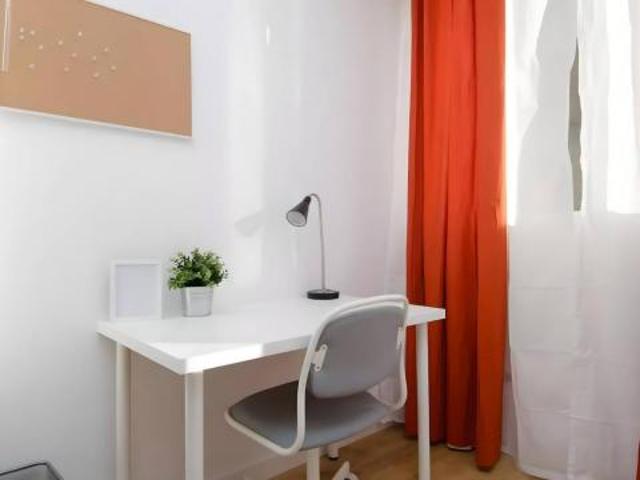 Shared Living/Roommate 6 Dormitorio Madrid Madrid ES77183413