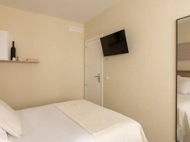 Shared Living/Roommate 6 Dormitorio Madrid Madrid ES83193021