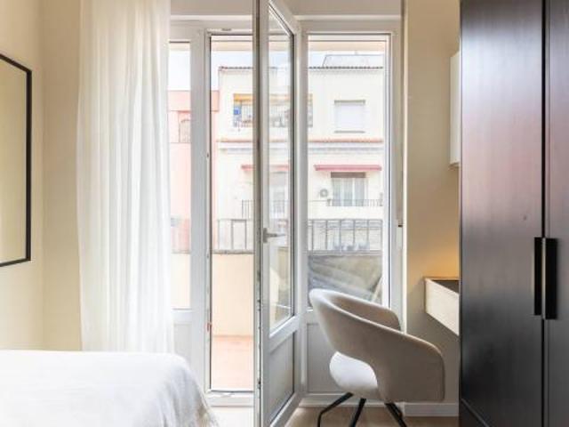 Shared Living/Roommate 6 Dormitorio Madrid Madrid ES87088801