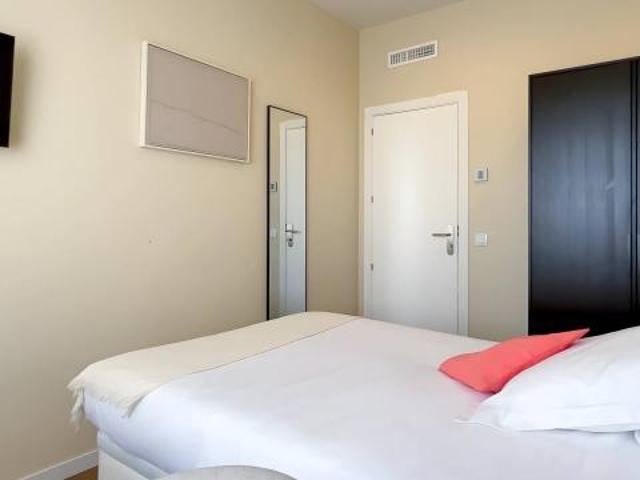 Shared Living/Roommate 6 Dormitorio Madrid Madrid ES87088815