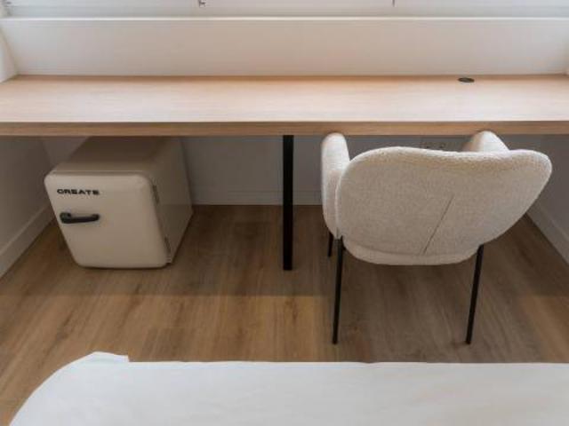 Shared Living/Roommate 6 Dormitorio Madrid Madrid ES87336867