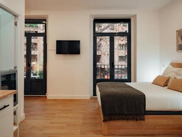 Shared Living/Roommate 6 Dormitorio Madrid Madrid ES88630899