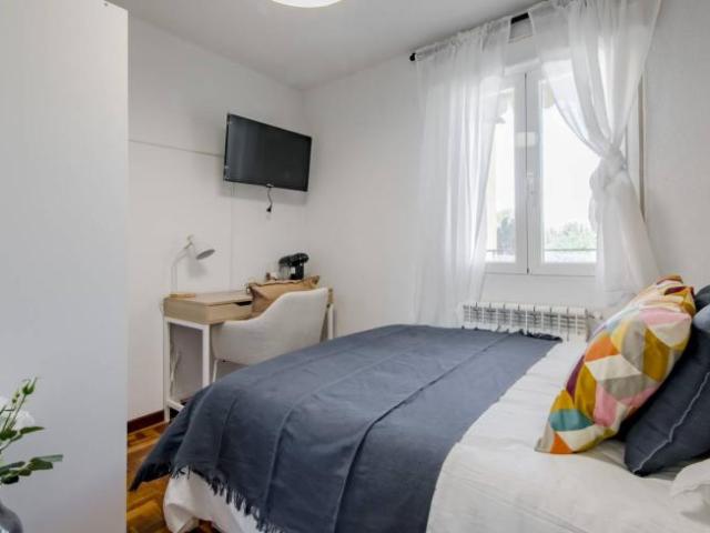 Shared Living/Roommate 6 Dormitorio Madrid Madrid ES90642020
