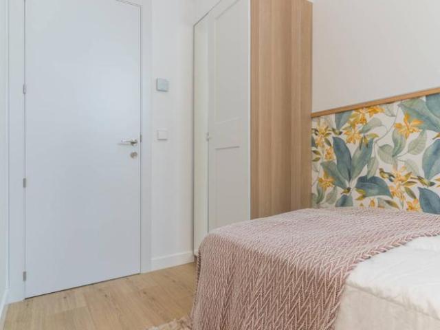 Shared Living/Roommate 6 Dormitorio Madrid Madrid ES91660061