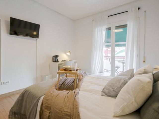 Shared Living/Roommate 6 Dormitorio Madrid Madrid ES91831155