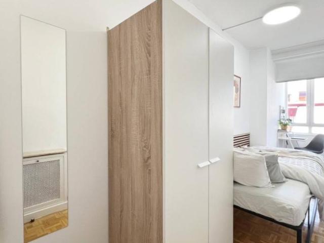 Shared Living/Roommate 6 Dormitorio Madrid Madrid ES93053722