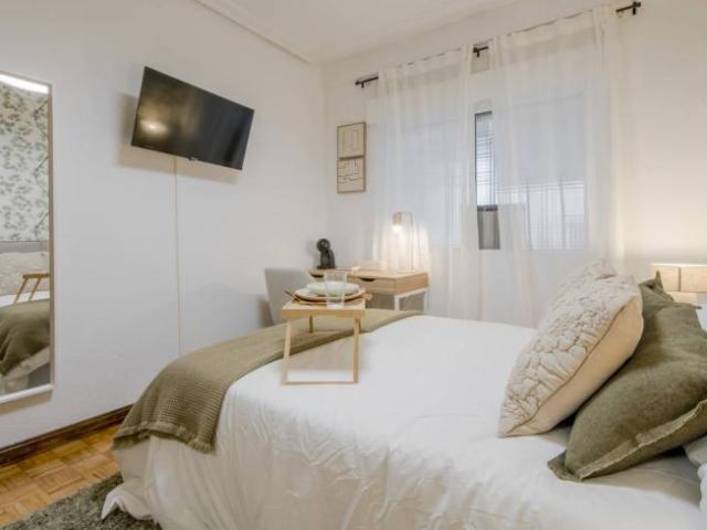 Shared Living/Roommate 6 Dormitorio Madrid Madrid ES93262630