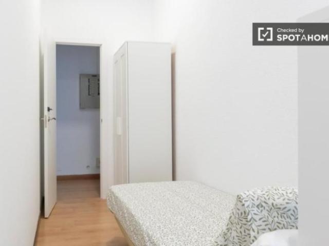 Shared Living/Roommate 6 Dormitorio Madrid Madrid ES93975864