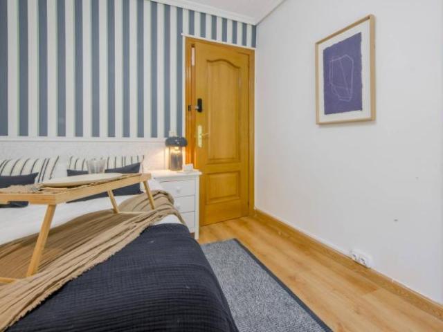 Shared Living/Roommate 6 Dormitorio Madrid Madrid ES94007880