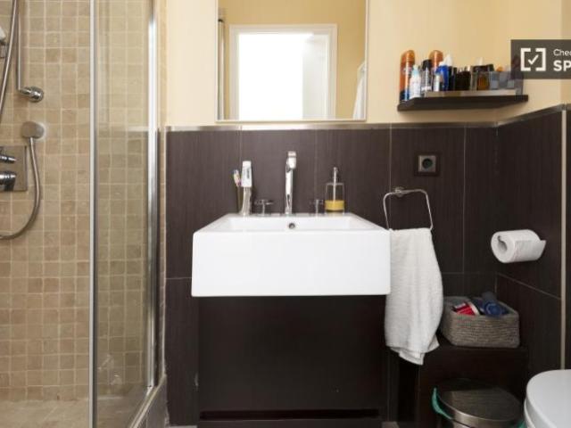 Shared Living/Roommate 6 Dormitorio Madrid Madrid ES95197743