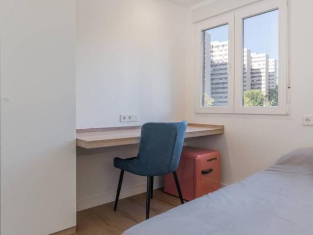 Shared Living/Roommate 6 Dormitorio Madrid Madrid ES95854778