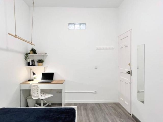 Shared Living/Roommate 6 Dormitorio Madrid Madrid ES95822454