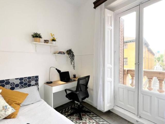 Shared Living/Roommate 6 Dormitorio Madrid Madrid ES95822456