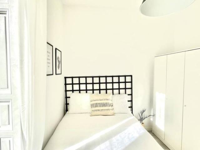 Shared Living/Roommate 6 Dormitorio Madrid Madrid ES96848542