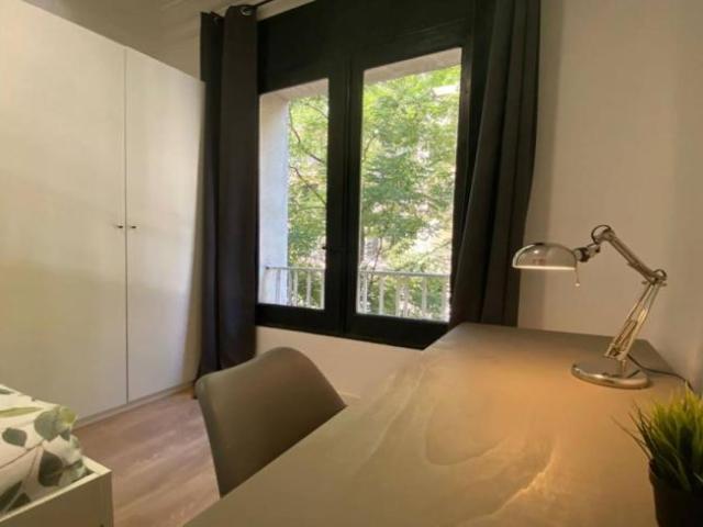 Shared Living/Roommate 6 Dormitorio Madrid Madrid ES96913916