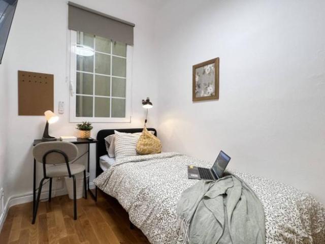 Shared Living/Roommate 6 Dormitorio Madrid Madrid ES97235901