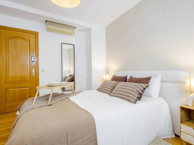 Shared Living/Roommate 6 Dormitorio Madrid Madrid ES97237290