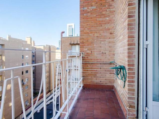 Shared Living/Roommate 6 Dormitorio Madrid Madrid ES97237239