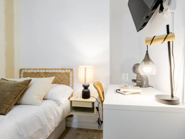 Shared Living/Roommate 6 Dormitorio Madrid Madrid ES97383961