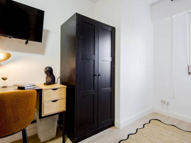 Shared Living/Roommate 6 Dormitorio Madrid Madrid ES97384428