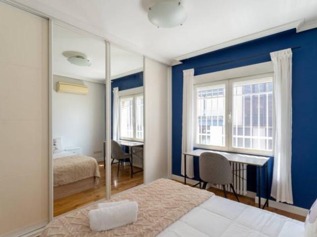 Shared Living/Roommate 6 Dormitorio Madrid Madrid ES98343135