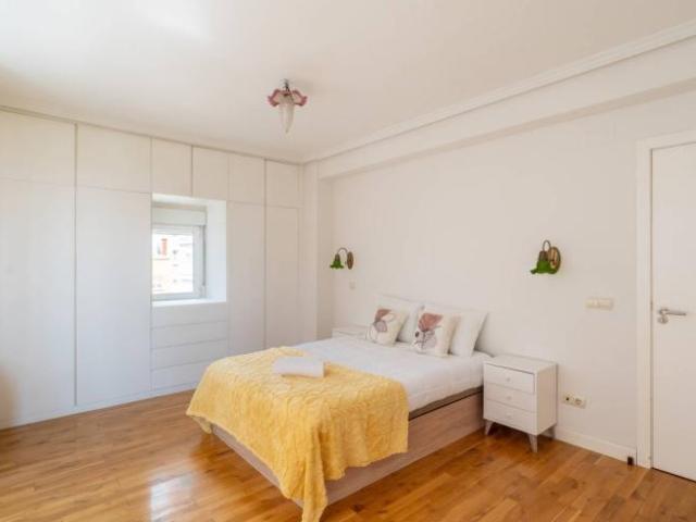 Shared Living/Roommate 6 Dormitorio Madrid Madrid ES98343383