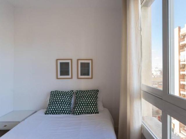 Shared Living/Roommate 6 Dormitorio Madrid Madrid ES98343335