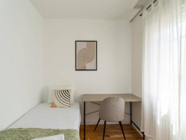 Shared Living/Roommate 6 Dormitorio Madrid Madrid ES98343463