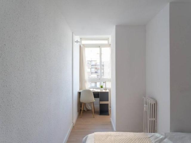 Shared Living/Roommate 6 Dormitorio Madrid Madrid ES98343471