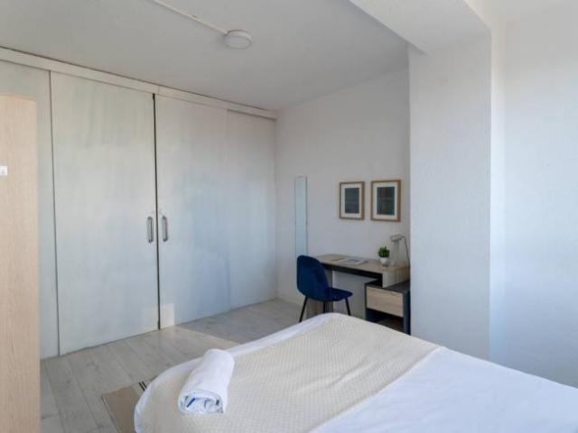 Shared Living/Roommate 6 Dormitorio Madrid Madrid ES98343600