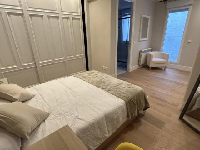 Shared Living/Roommate 6 Dormitorio Madrid Madrid ES98343748